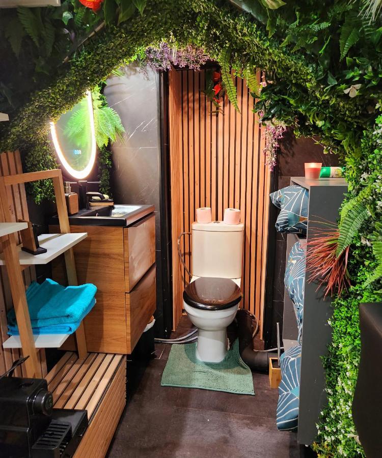 Jungle House Avec Jacuzzi A 10 Min De Disneyland -Taille Chambre- Conde-Sainte-Libiaire Bagian luar foto